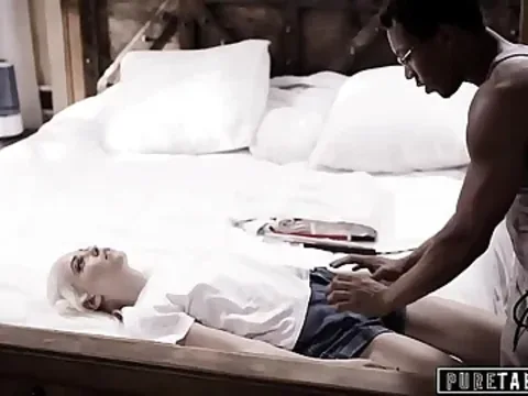 A stunning blind woman, overwhelmed by her situation, seeks help.