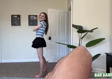 Rose Carter from Massachusetts gave her stepdad a foot job,